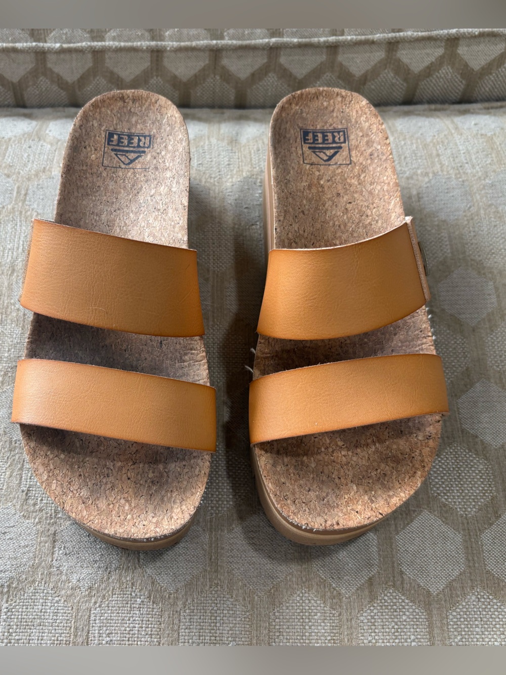 Reef Women's Tan Platform Sandals - Picture 3 of 7